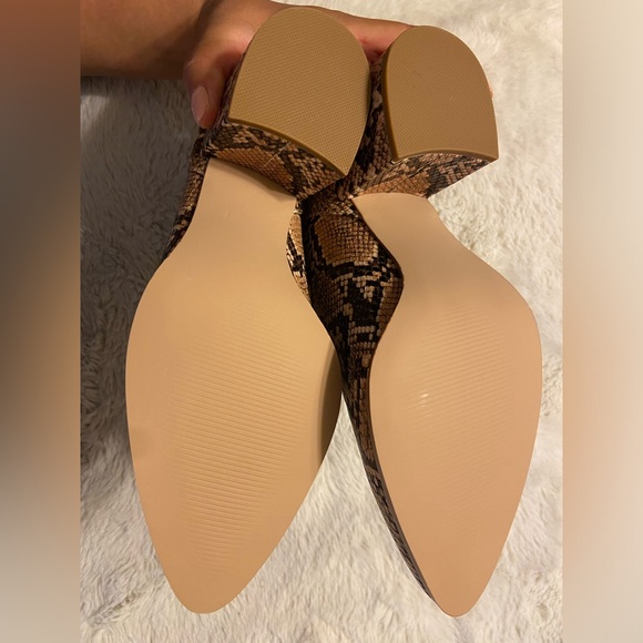 *New Steve Madden size 7 Julianne snake print block booties animal print booties - Picture 7 of 9